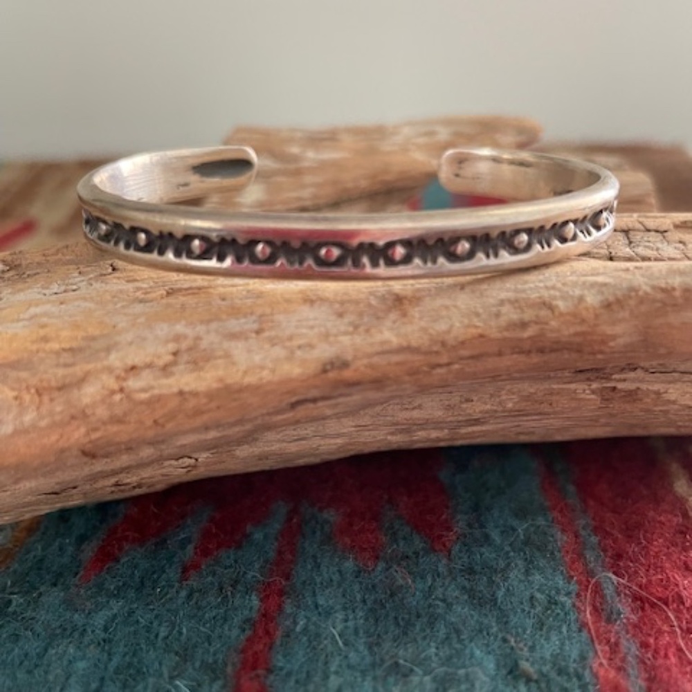 Vintage and Rare El Tom Navajo Sterling Bracelet Cuff 6"